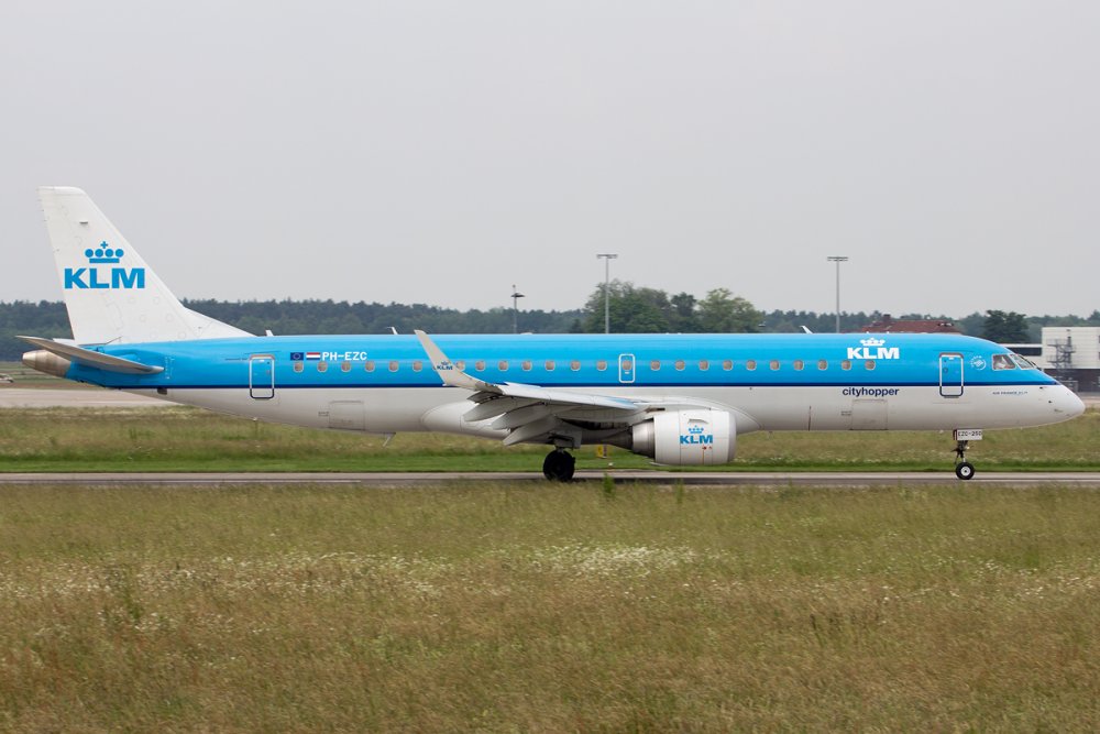PH-EZC_klm